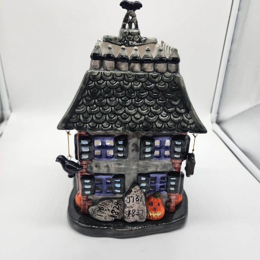 Vintage JCPenney Home Collection Ceramic Haunted House Luminary Halloween 2002 - Picture 4 of 8
